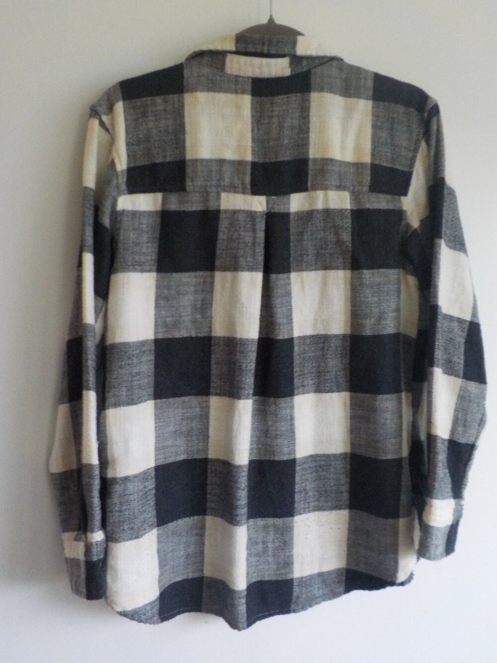 American Eagle Shirt - X-Small - Button Up Plaid Long Sleeve Blue/White (2295) - Picture 3 of 6